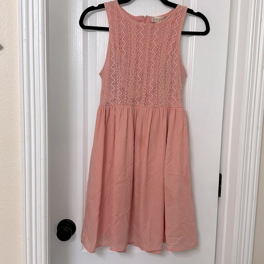 Attar'd State girl dress size S